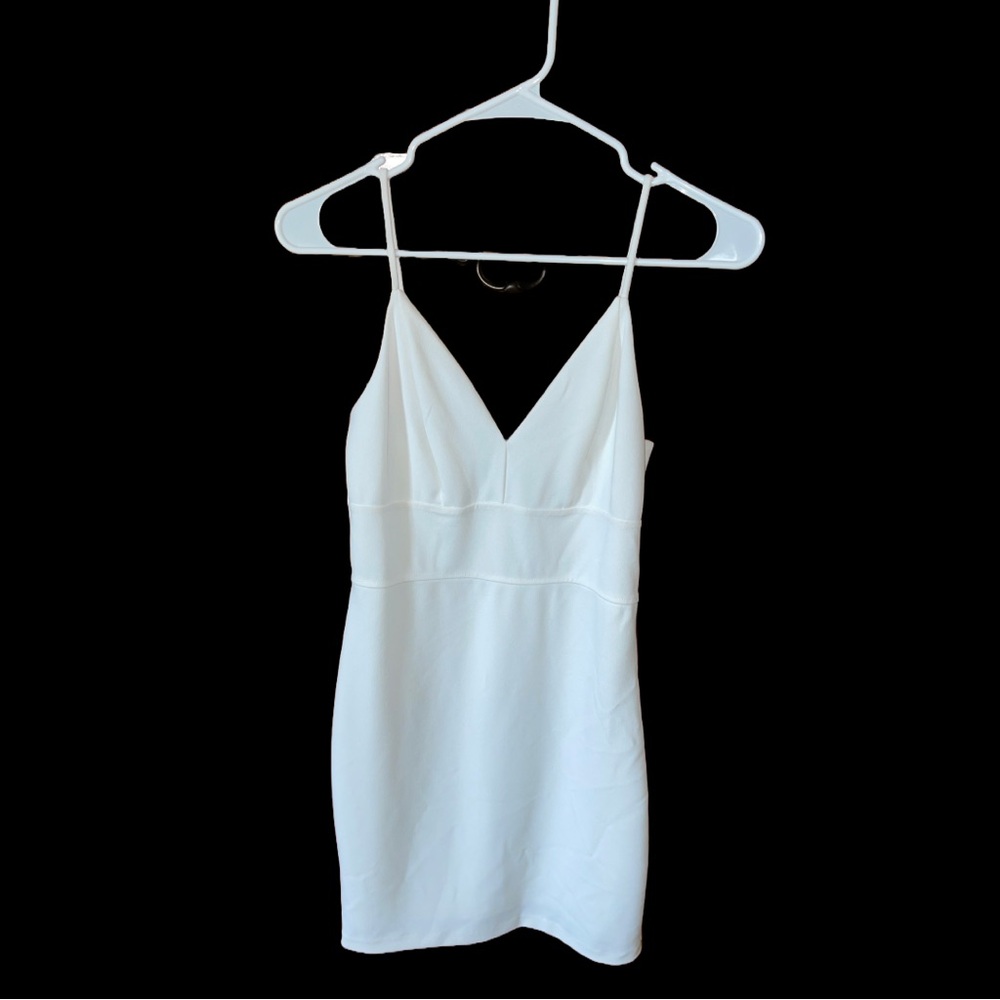 EXPRESS WHITE SPAGHETTI STRAP COCKTAIL DRESS